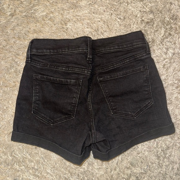 Old Navy Black Denim Shorts! - Picture 3 of 3